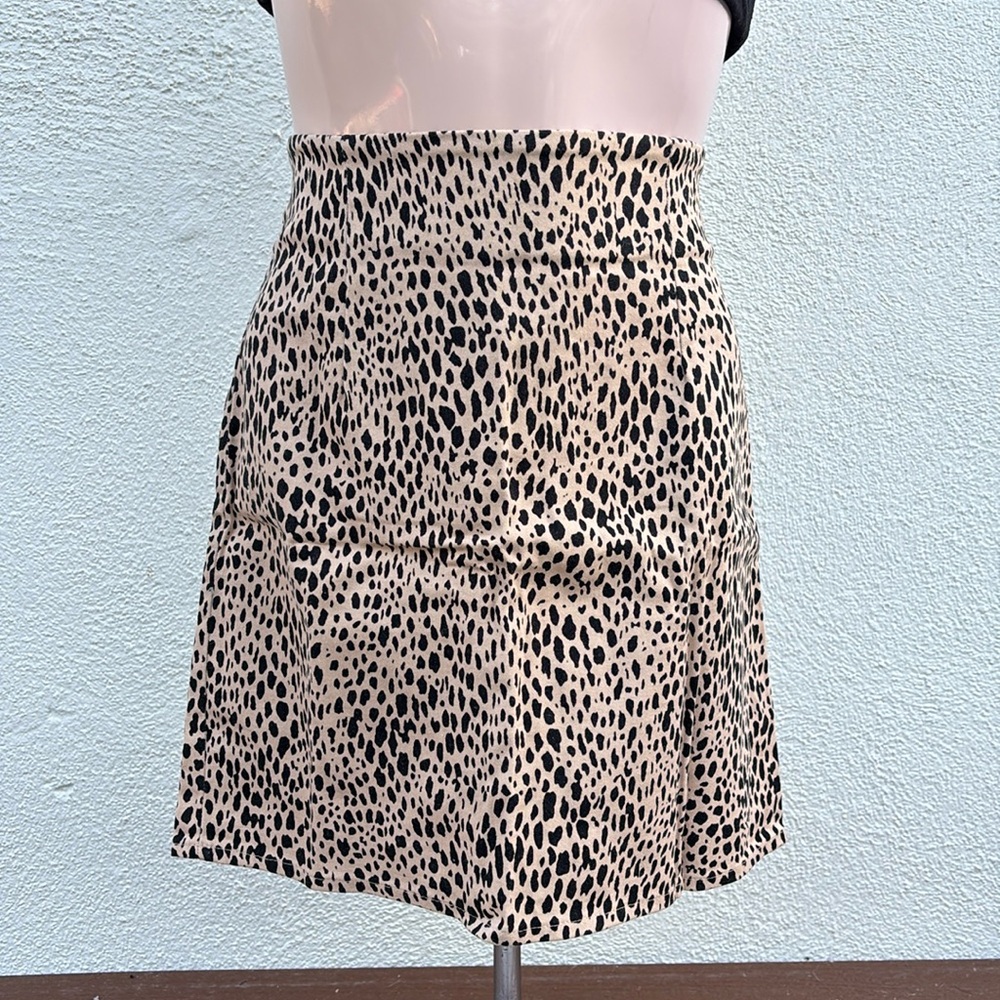 Brandy Melville Cheetah Skirt